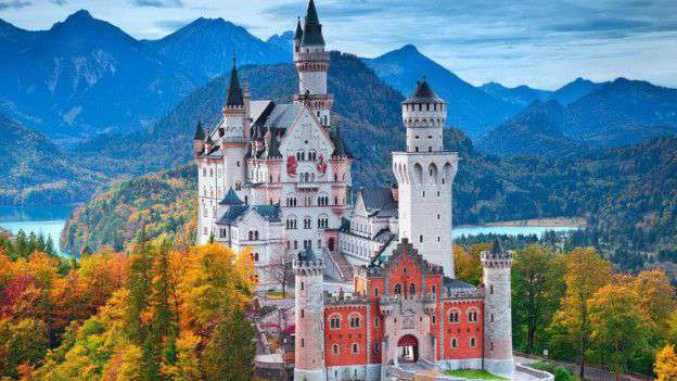 151116162514_magical_lands_baveria_castle_624x351_istock_nocredit