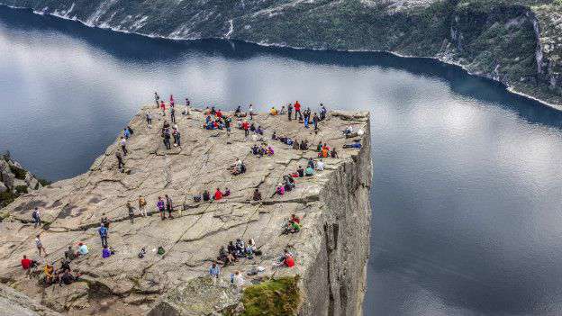 151116162625_magical_lands_preikestolen_624x351_thinkstock_nocredit