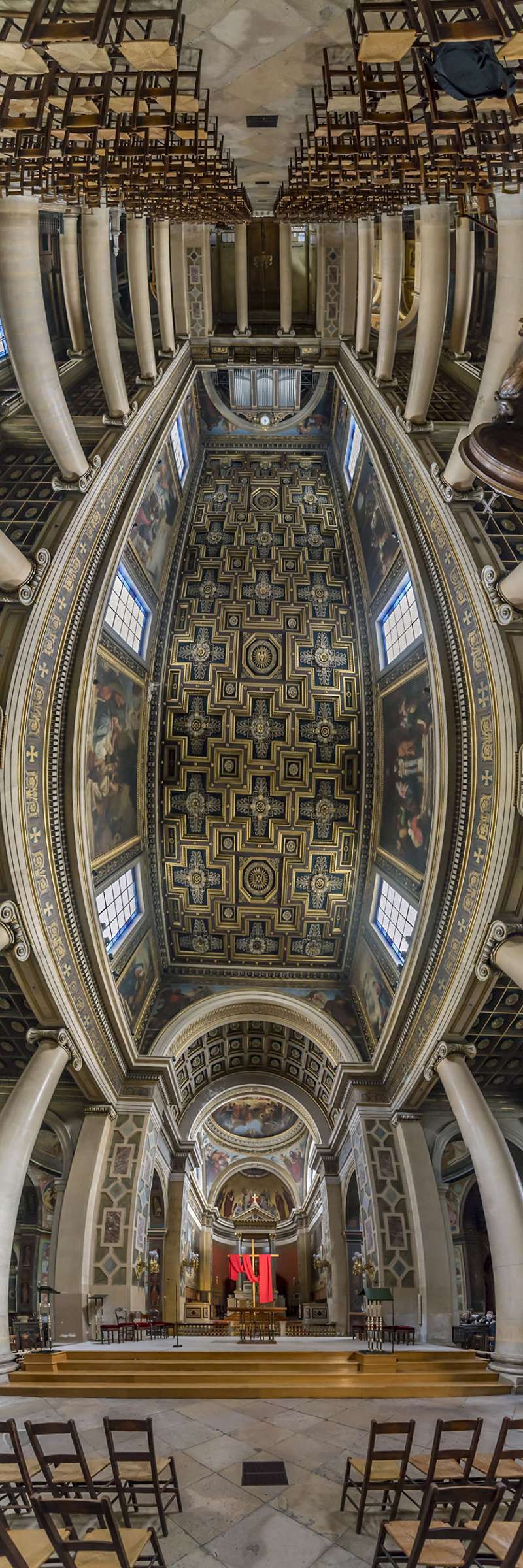 Değişik bir teknikle fotoğraflanan Paris kiliseleri Oggito