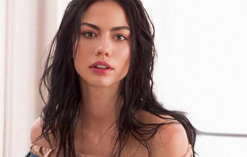 Haberi Atlatmak ya da Demet Özdemir - Oggito