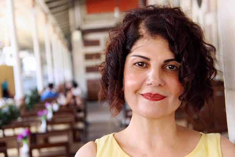 meral saklıyan
