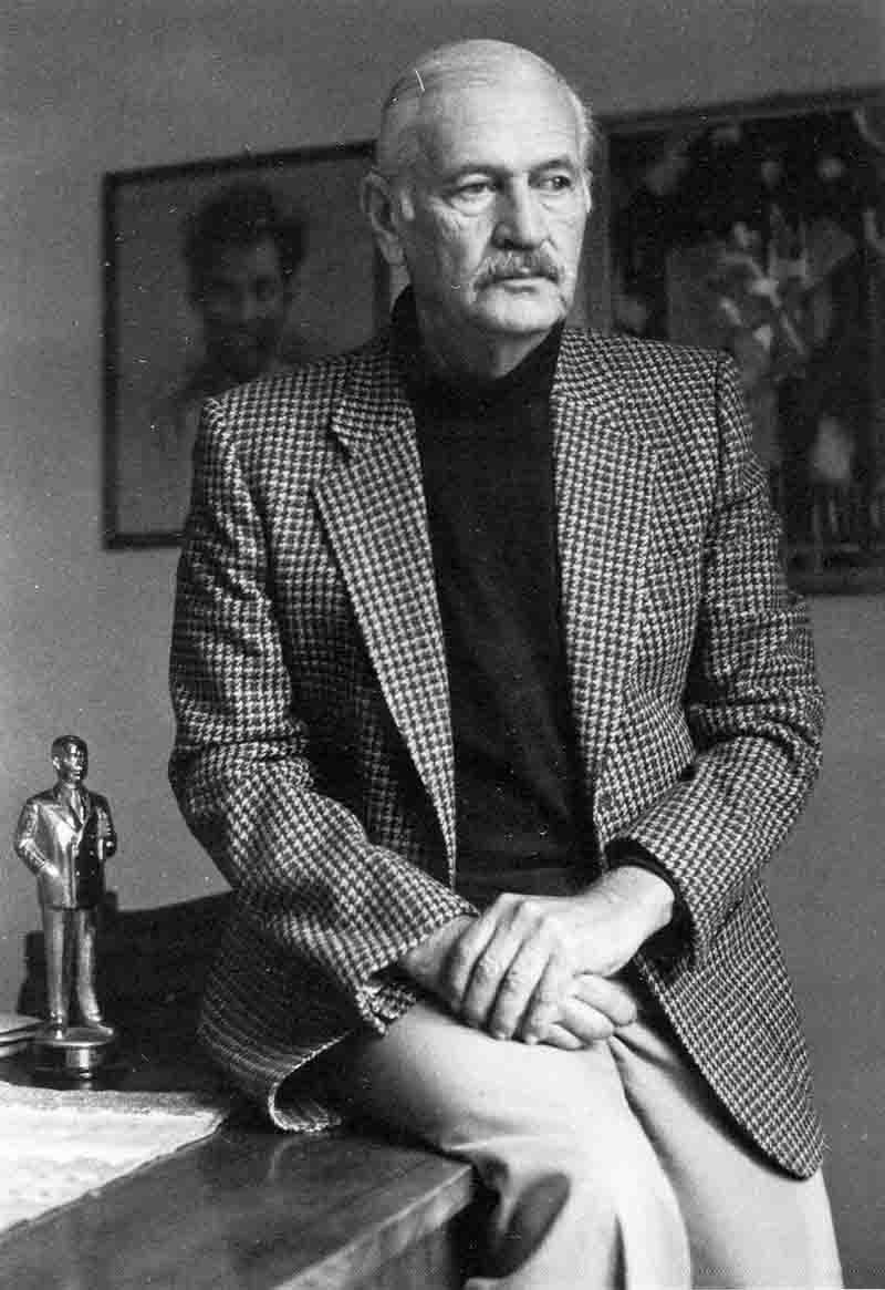 oktay rifat