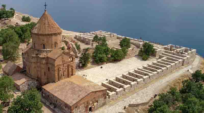 yedi kilise van